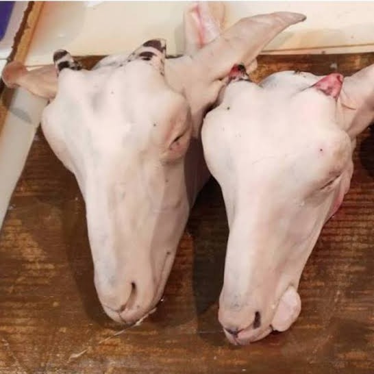 Goat head and leg cost Rp 65,000/kg; ready to be processed according to your cooking needs.